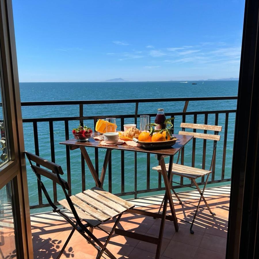 Bed and Breakfast Vip Sul Mare à Castellammare di Stabia Extérieur photo